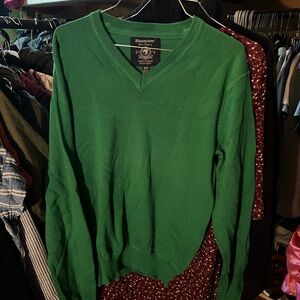 Bluenotes Men's V-Neck Green Sweater